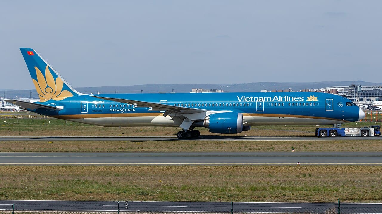 Vietnam Airlines, VietJet, Bamboo Airways and Vietravel aircraft at a Vietnamese airport — the four carriers covered in this atlas